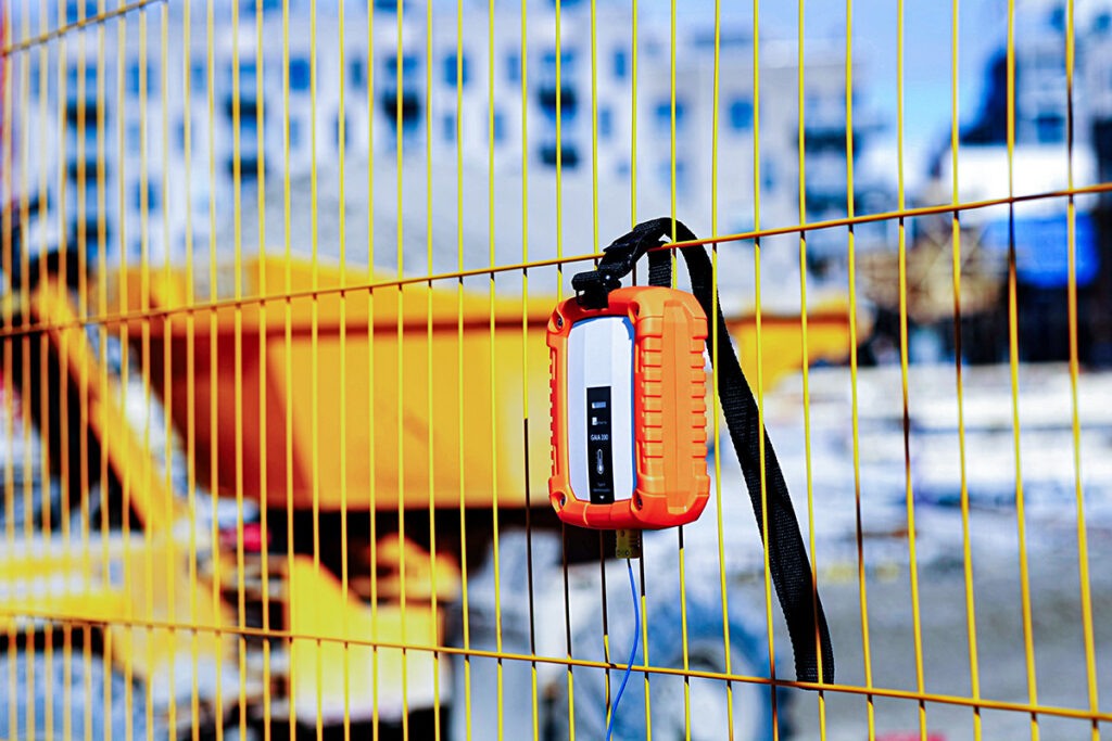 Measuring Temperature with Gaia 200