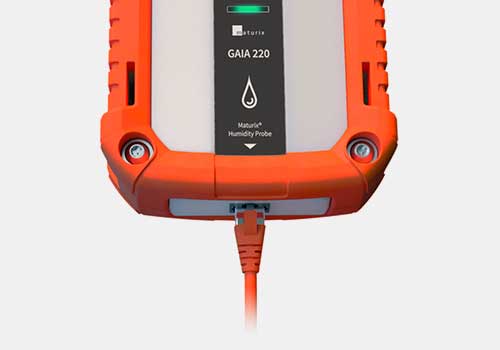 Gaia 220 Plug Card